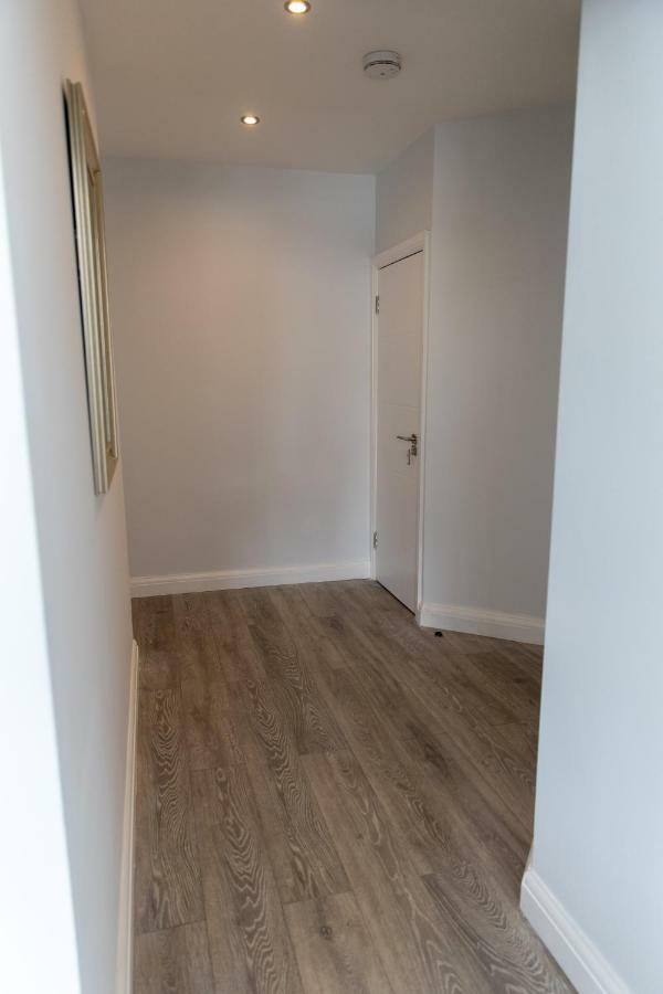 London Northwick Park Serviced Apartments By Riis Property Harrow Exterior photo