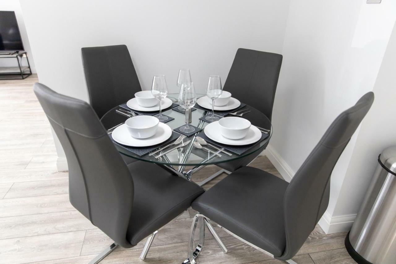 London Northwick Park Serviced Apartments By Riis Property Harrow Exterior photo
