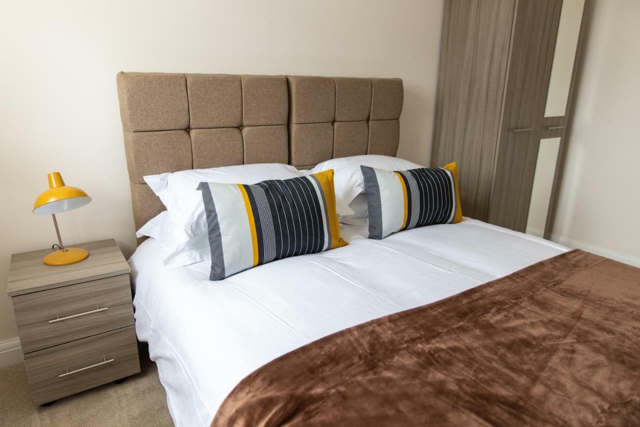 London Northwick Park Serviced Apartments By Riis Property Harrow Exterior photo