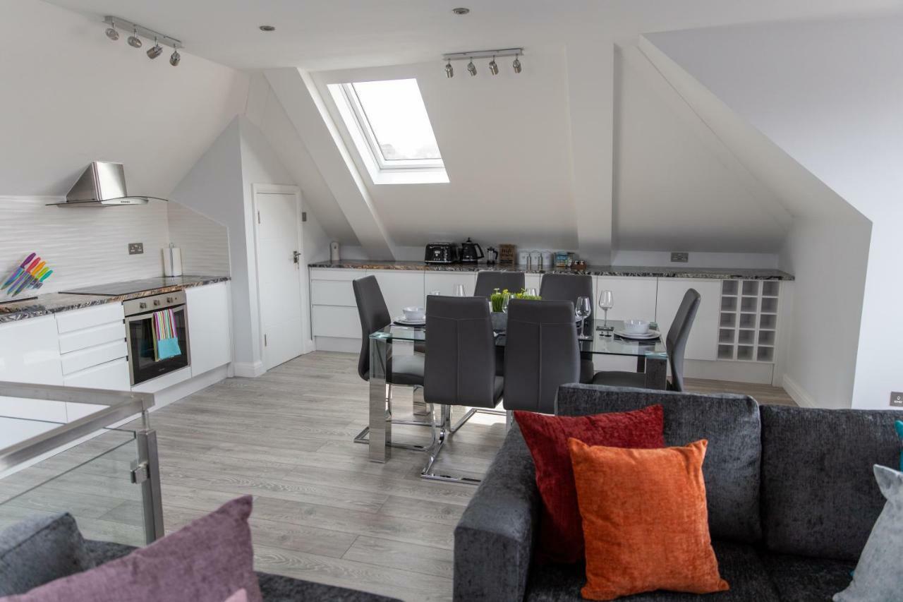 London Northwick Park Serviced Apartments By Riis Property Harrow Exterior photo