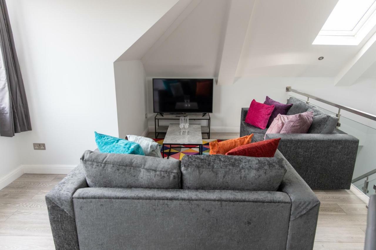 London Northwick Park Serviced Apartments By Riis Property Harrow Exterior photo